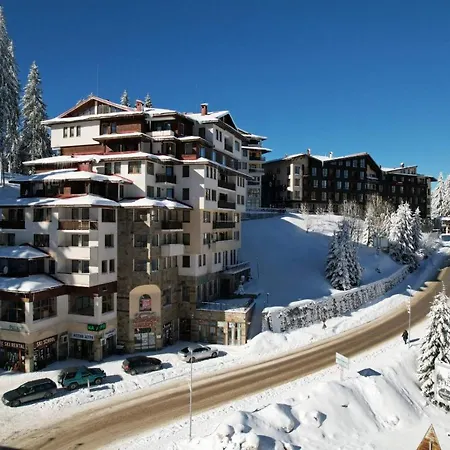 Palace * 潘波洛沃